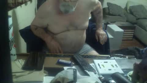 justmeohio online show from May 31, 1:58 am