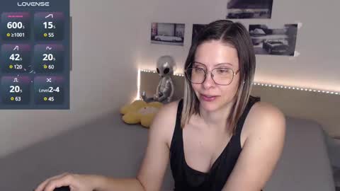 Julie online show from January 24, 5:10 am