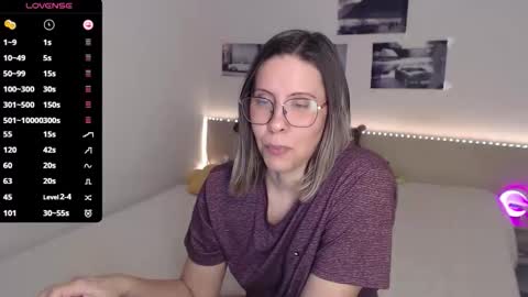 Julie online show from March 30, 3:57 pm