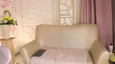 Nala online show from March 4, 4:17 am