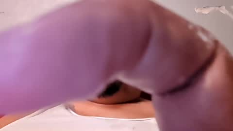 justwantme1 online show from August 6, 9:11 am