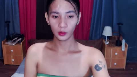 Snapshot of jv_mushroomhead chatting on October 3, 8:22 am Akii online show from October 3, 8:22 am