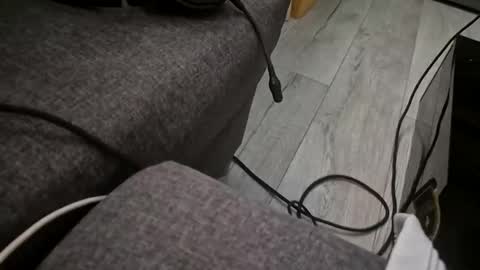 Snapshot of k36620146 chatting on April 1, 7:42 am k36620146 online show from April 1, 7:42 am