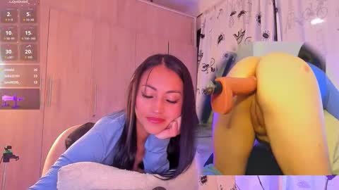  Karolin  online show from April 11, 12:48 am