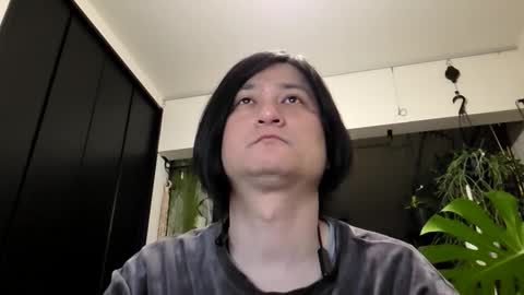 KI e697a5e69cac online show from March 23, 3:05 pm