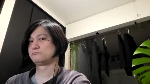 KI e697a5e69cac online show from March 24, 3:06 pm