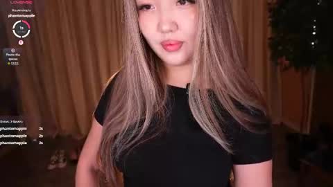 Snapshot of k_kimikooo chatting on July 1, 4:14 am Amely online show from July 1, 4:14 am