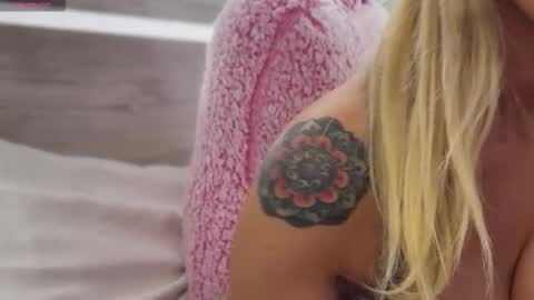 kaaaylapaaayla online show from February 1, 5:33 pm