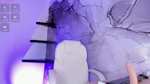 Snapshot of kaaterina_ chatting on December 2, 9:32 pm kaaterina_ online show from December 2, 9:32 pm