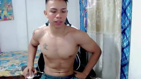Snapshot of kabic_dragon736 chatting on February 13, 6:27 pm Kabic  online show from February 13, 6:27 pm