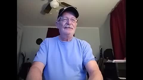 Snapshot of kabriggs136 chatting on January 31, 1:11 am kabriggs136 online show from January 31, 1:11 am