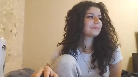 Snapshot of kaeaglin chatting on April 10, 6:01 pm Kaya online show from April 10, 6:01 pm