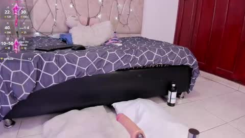 Kaela online show from December 13, 1:12 pm