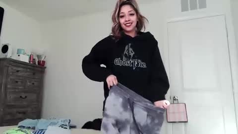 kaelagreen online show from September 11, 3:34 pm