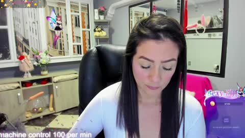 Snapshot of kagomme_h chatting on December 14, 5:29 am Antonella online show from December 14, 5:29 am