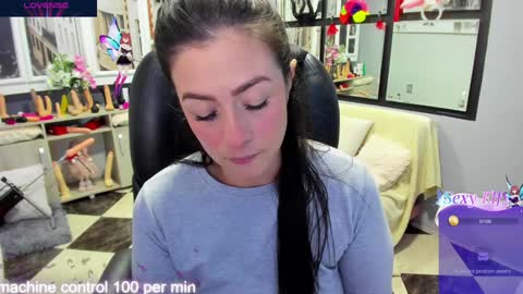 Snapshot of kagomme_h chatting on December 23, 2:56 am Antonella online show from December 23, 2:56 am