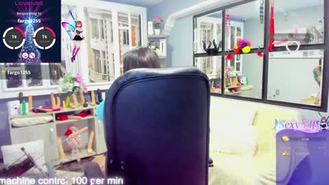 Snapshot of kagomme_h chatting on December 29, 4:38 am Antonella online show from December 29, 4:38 am