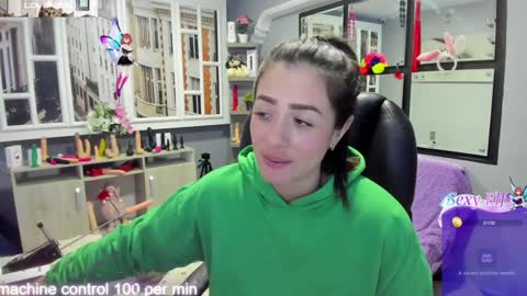 Snapshot of kagomme_h chatting on January 14, 4:36 am Antonella online show from January 14, 4:36 am