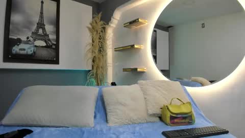 Snapshot of kagomme_h chatting on September 20, 10:05 am Antonella online show from September 20, 10:05 am