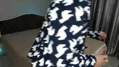 Kai Chicken online show from December 5, 9:51 am