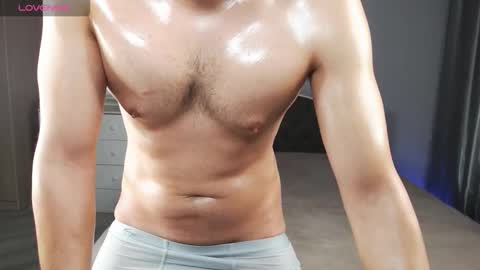 Snapshot of kai_chicken chatting on January 18, 1:26 pm Kai Chicken online show from January 18, 1:26 pm