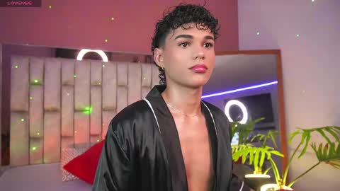 kai_onfire online show from May 24, 4:06 am