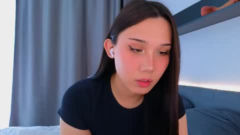 Snapshot of kaiasunshine chatting on June 4, 1:39 pm Kaia Monday Thursday FridaySaturdaySunday online show from June 4, 1:39 pm