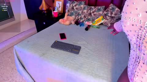 Snapshot of kaiavalentinee chatting on January 19, 3:39 am Kai online show from January 19, 3:39 am