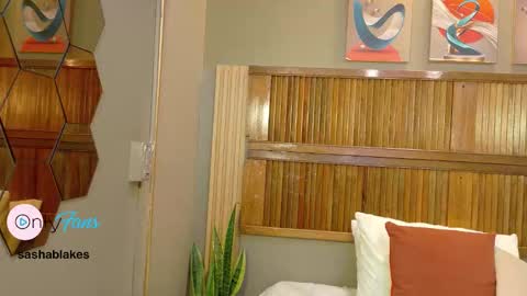 kaiawhite online show from January 16, 9:08 pm