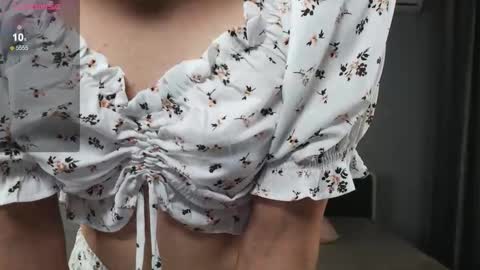 Kai Chi    TG channel ID name KaiChicken online show from February 18, 7:43 pm