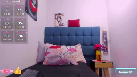 Snapshot of kaidy_wish chatting on September 11, 10:43 pm kaidy_wish online show from September 11, 10:43 pm