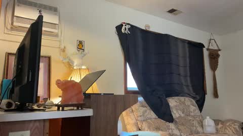 Kaiku77 online show from February 28, 8:21 pm