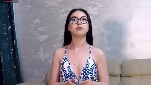 Kaila Lewis online show from July 9, 10:36 pm