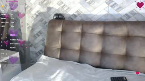 Snapshot of kailani8 chatting on May 12, 11:40 am Kailani online show from May 12, 11:40 am