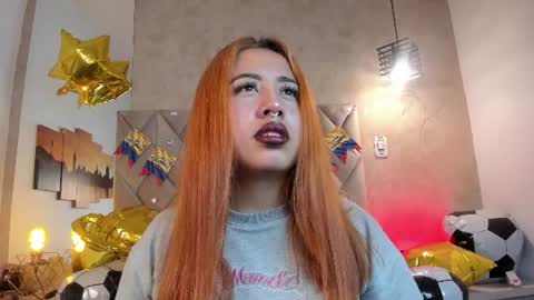 Snapshot of kailinmoon chatting on June 17, 1:01 pm Kailin online show from June 17, 1:01 pm