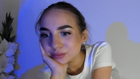 Snapshot of kaily777 chatting on November 13, 4:06 pm kaily777 online show from November 13, 4:06 pm