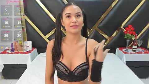 Snapshot of kaily_sweet1 chatting on March 6, 2:29 pm kelly online show from March 6, 2:29 pm