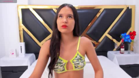 Snapshot of kaily_sweet1 chatting on September 28, 11:26 am kelly online show from September 28, 11:26 am