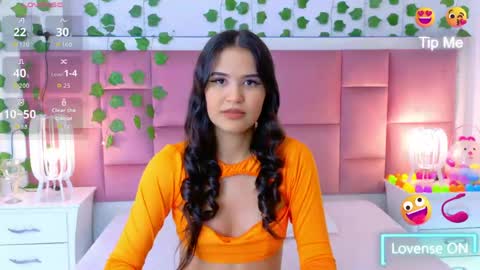 kelly online show from April 18, 11:14 am