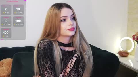 Snapshot of kailyn_moen01 chatting on December 15, 4:59 pm Kailyn online show from December 15, 4:59 pm