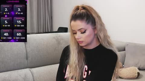 Snapshot of kailyn_moen01 chatting on January 14, 2:19 am Kailyn online show from January 14, 2:19 am