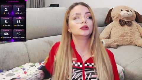 Snapshot of kailyn_moen01 chatting on January 15, 10:35 pm Kailyn online show from January 15, 10:35 pm