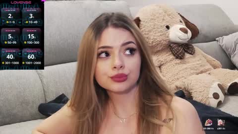 Snapshot of kailyn_moen01 chatting on January 18, 2:36 am Kailyn online show from January 18, 2:36 am