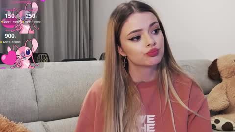 Snapshot of kailyn_moen01 chatting on January 26, 12:37 am Kailyn online show from January 26, 12:37 am