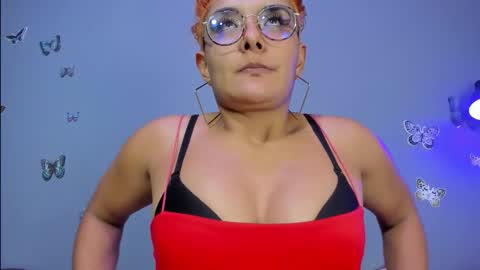 kaira_mosse_ online show from January 31, 7:23 pm