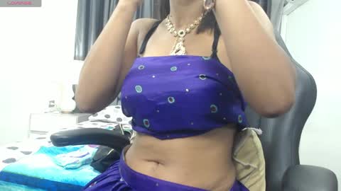 Snapshot of kairadayaamaii chatting on May 4, 12:01 pm Kaira online show from May 4, 12:01 pm