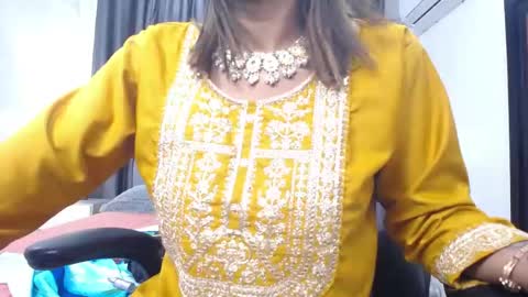 Snapshot of kairadayaamaii chatting on May 6, 11:48 am Kaira online show from May 6, 11:48 am