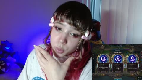 Snapshot of kairilovescumm chatting on January 14, 12:43 am Kairi online show from January 14, 12:43 am