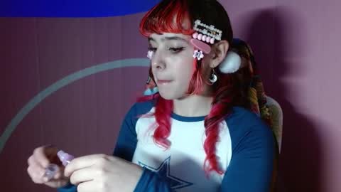 Snapshot of kairilovescumm chatting on February 1, 5:39 am Kairi online show from February 1, 5:39 am