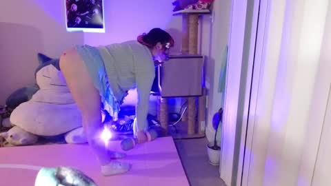 Snapshot of kairilovescumm chatting on March 3, 4:36 am Kairi online show from March 3, 4:36 am